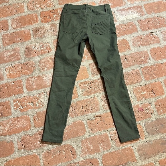 Prana Breanna Cargo Green stretchy moto style stiching multi functional pants 2 - Picture 15 of 16
